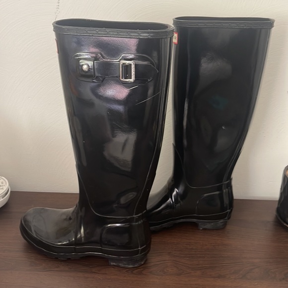 tall Hunter rain boots - Picture 2 of 2